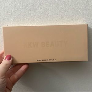 KKW Classic Bloom eyeshadow palette